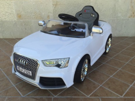 Audi rs5 para niños blanco Pekecars